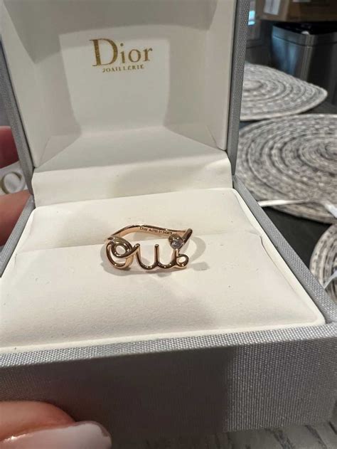 dior oui ring gold